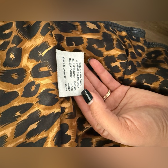 Pelle Studio Womens Motorcycle Jacket | Genuine Leather | Size: M - Picture 9 of 13